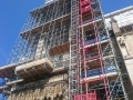 Hoist up to top of scaffolding